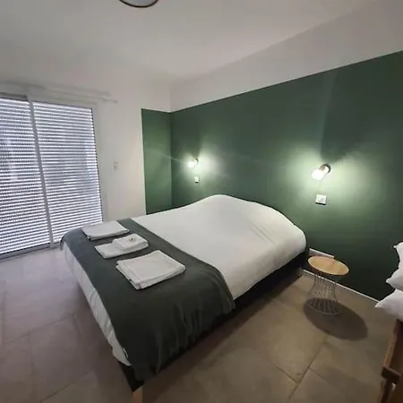 Caprice Forges, Juste Renovee, Superbe