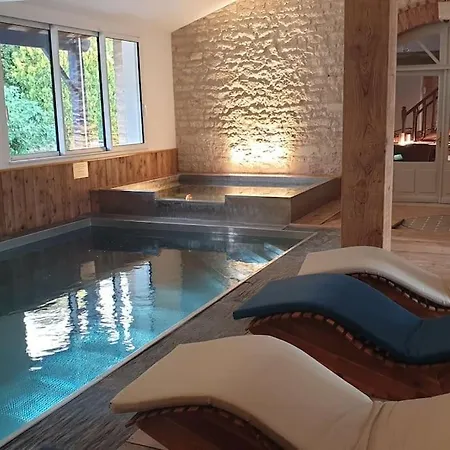 Villa Caprice Forges, Juste Rénovée, Superbe Forgès