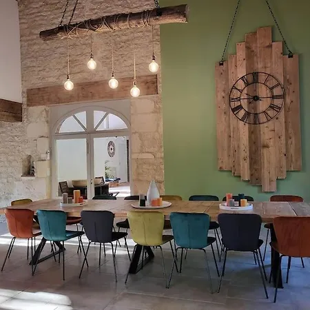 别墅 Caprice Forges, Juste Renovee, Superbe Forgès