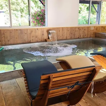 Caprice Forges, Juste Renovee, Superbe