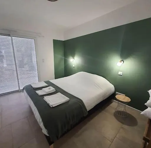 Caprice Forges, Juste Renovee, Superbe