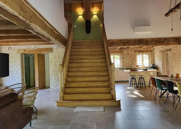 Caprice Forges, Juste Renovee, Superbe Forgès