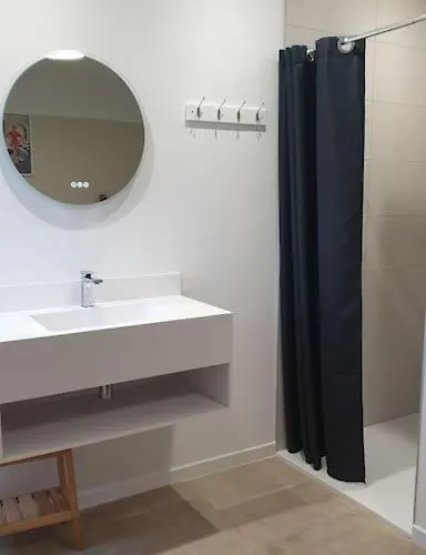 Caprice Forges, Juste Renovee, Superbe * Forgès